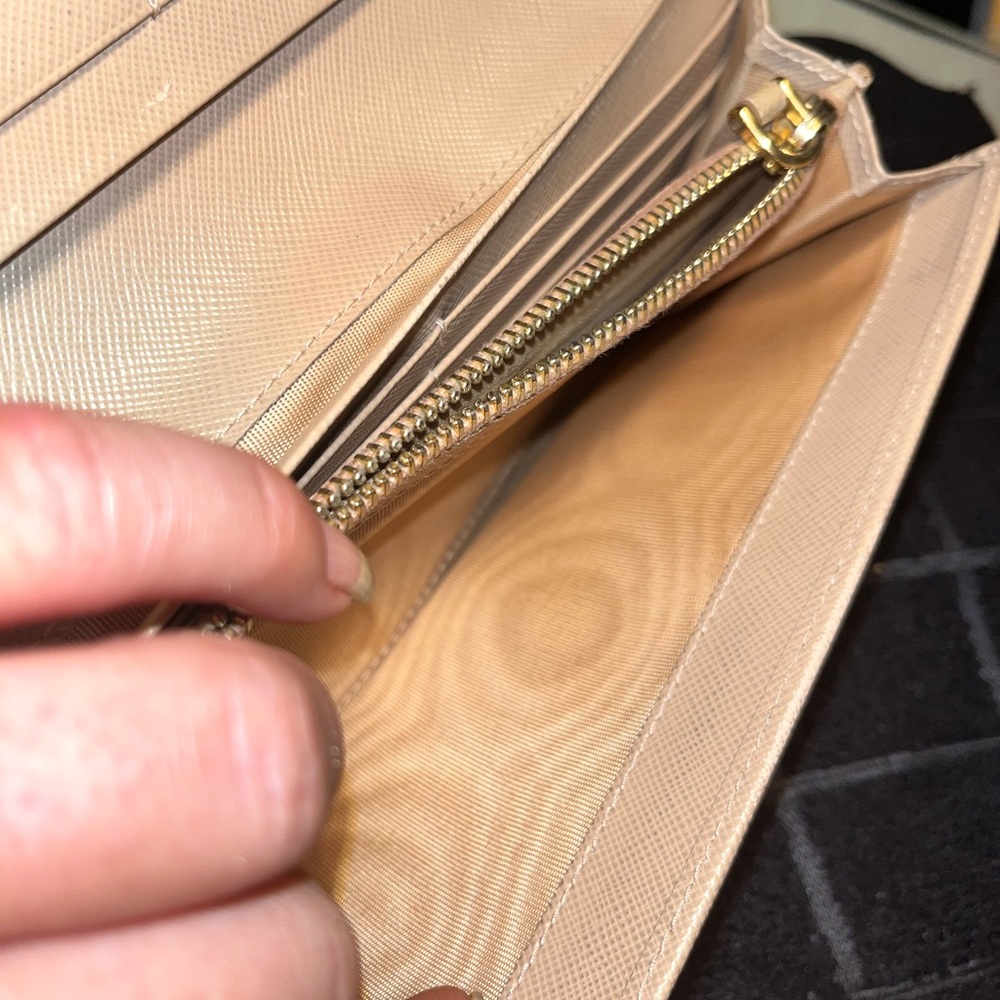 Authentic Prada Ribbon Bifold Long Wallet - Picture 9 of 12